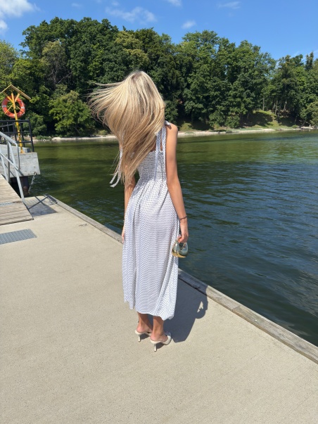 Sukienka Bella biała kropeczki